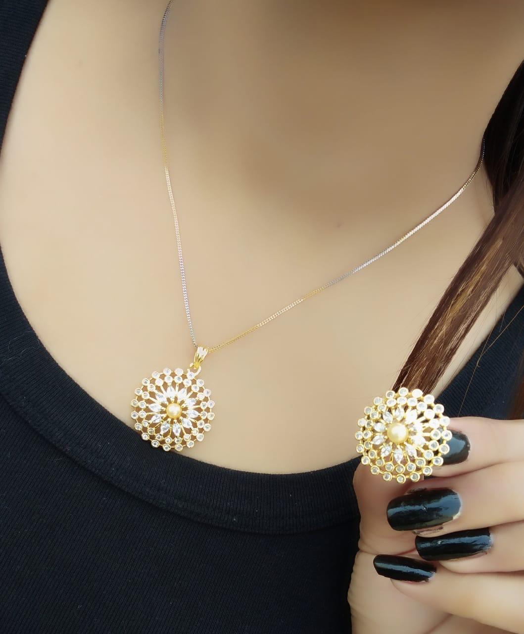  Imitation-Jewellery Set For Women