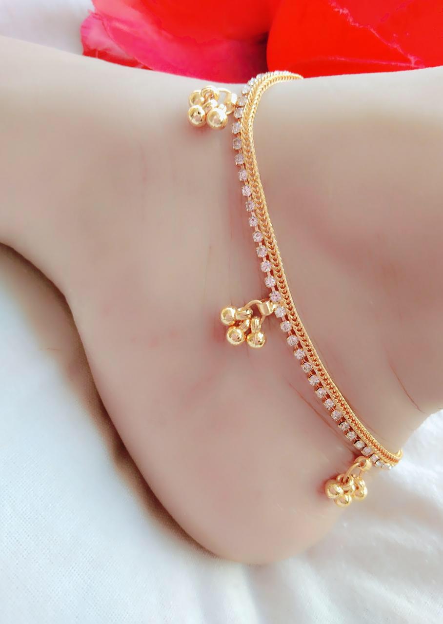  Anklet