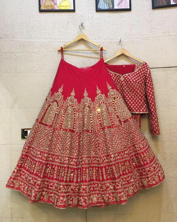 Stylish Red Color Function Wear Diamond Sequence Thread Coding Embroidered Work Silk Malay Satin Lehenga Choli