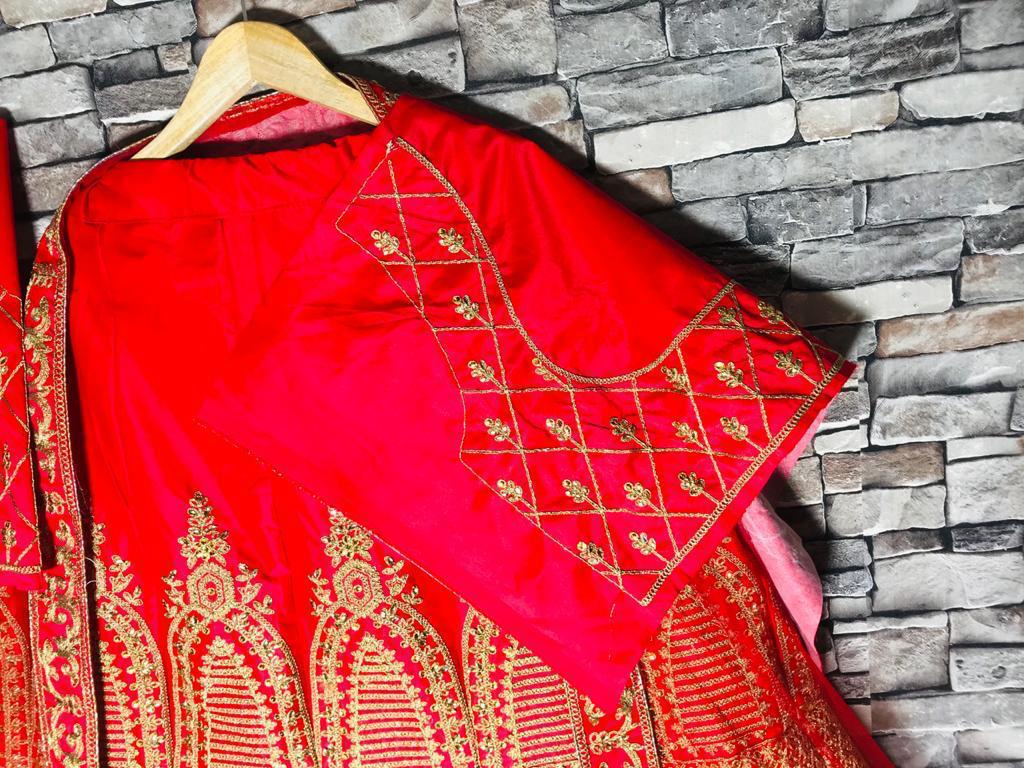 Stylish Red Color Function Wear Diamond Sequence Thread Coding Embroidered Work Silk Malay Satin Lehenga Choli