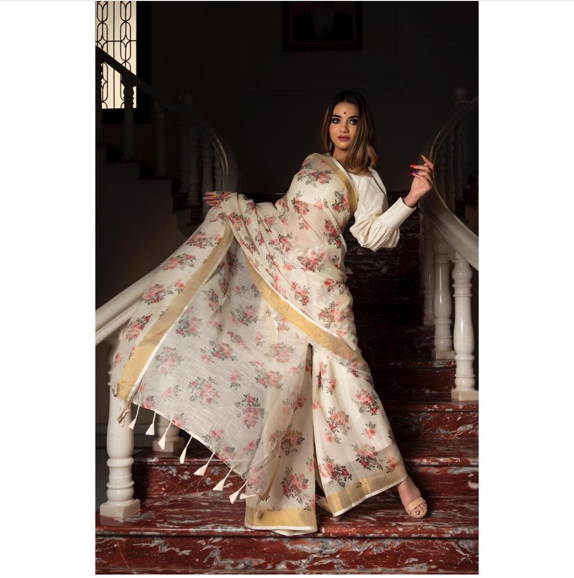 Accomplishment Off White Color Digital Printed Designer Latkan Border Linen Patta Indian Wear Saree Blouse