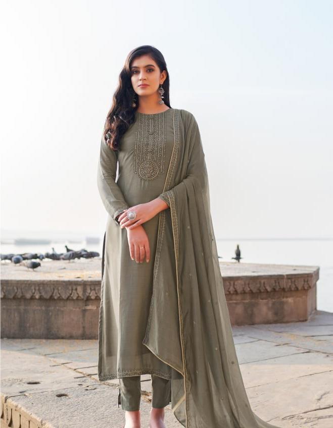 Captivation Grey Color Georgette Occasion Wear Embroidered Work Salwar Suit