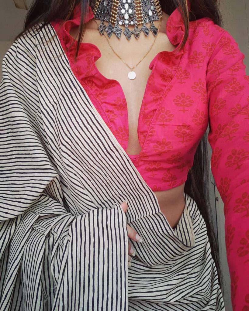 Shattering White Color Digital Printed Party Wear Linen Saree Blouse Design