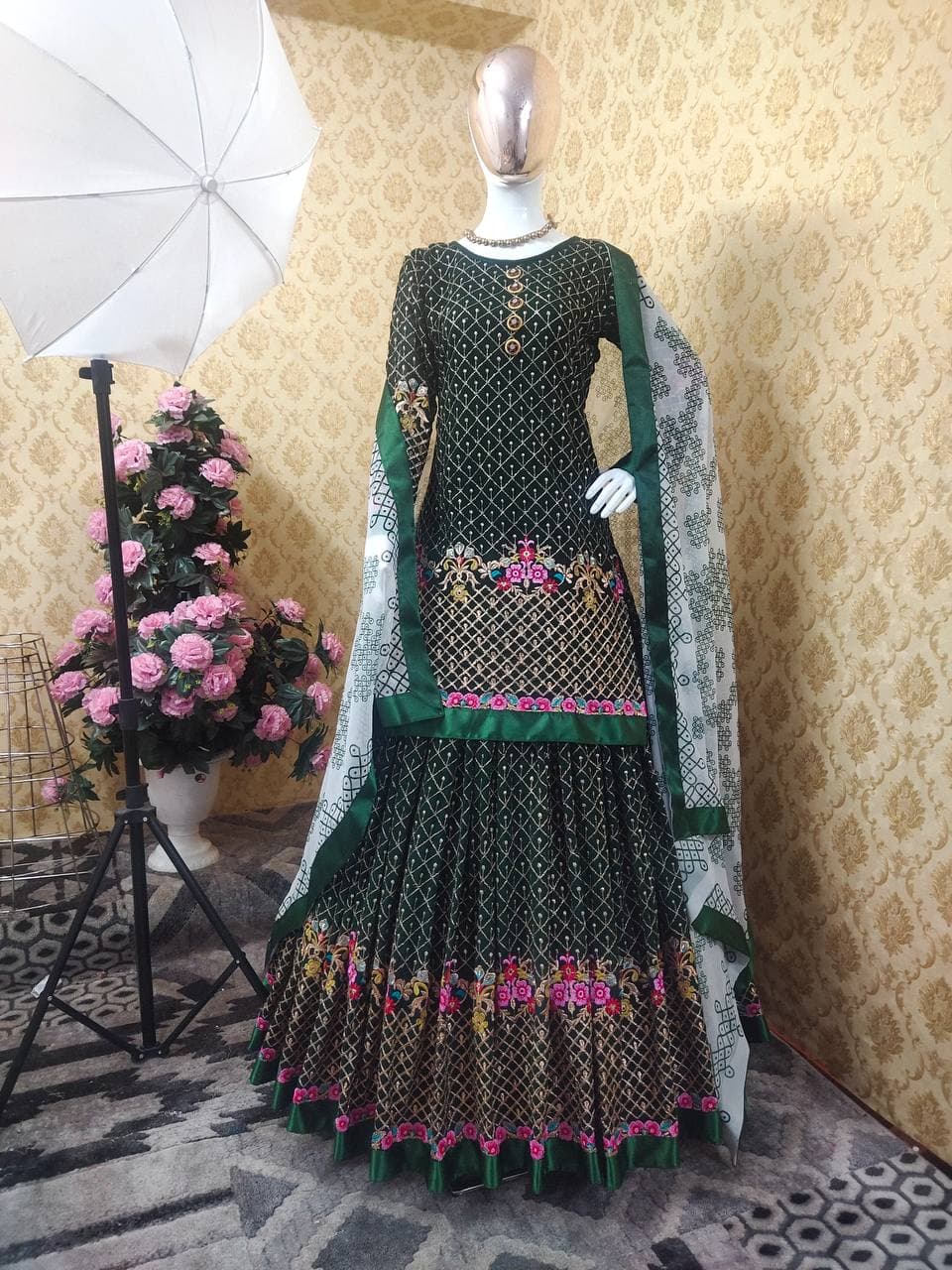 Divine Green Color Georgette Embroidered Work Design Indo Western Suit