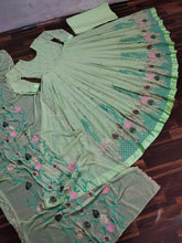 Load image into Gallery viewer, Marvalous Green Color Function Wear Georgette Diamond Work Salwar Suit
