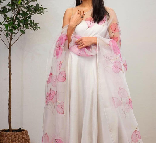 Marvalous White Color Taffeta Silk Plain Festive Wear Salwar Suit