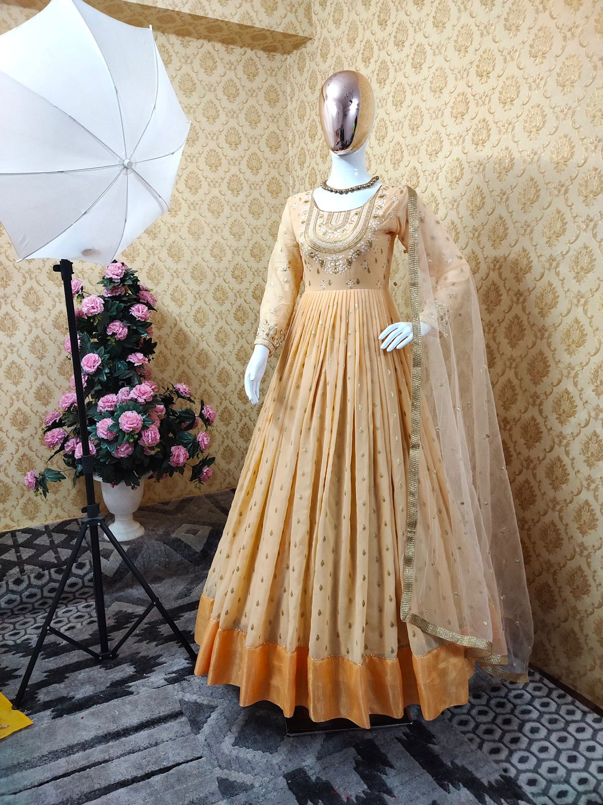 Classic Cream Color Georgette Party Wear Embroidered Work Salwar Suit