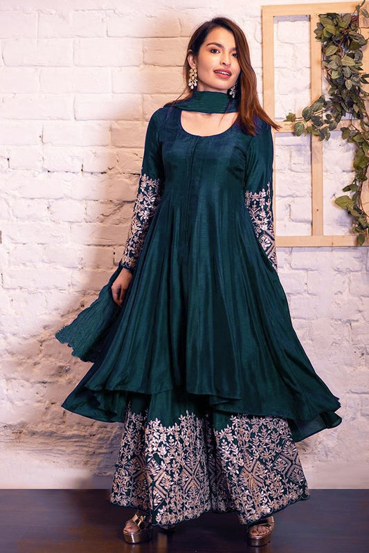 Hypnotic Georgette Festive Wear Embroidered Work Salwar Suit