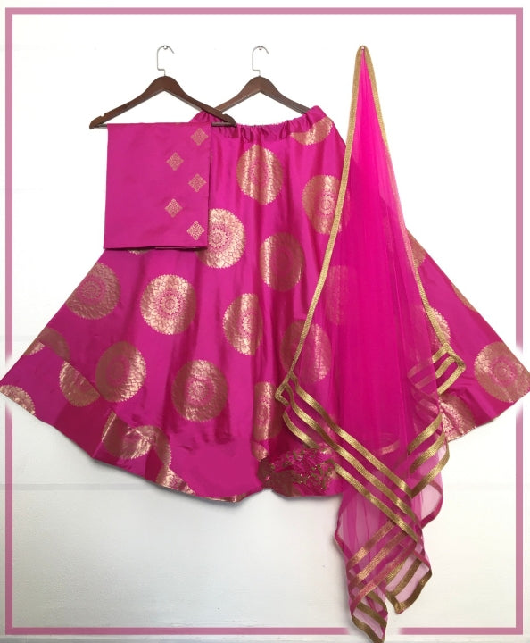 Gorgeous Rani Pink Color Designer Banarasi Silk Jacquard Work Fancy Function Wear Lehenga Choli