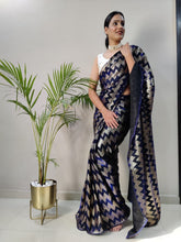 Load image into Gallery viewer, 1 Minutes Readymade Heavy Knitting Saree With Foil Print in Zig Zag Pattern
