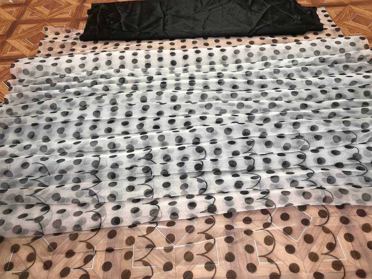 Astonishing White Color Digital Printed Casual Wear Georgette Saree Blouse