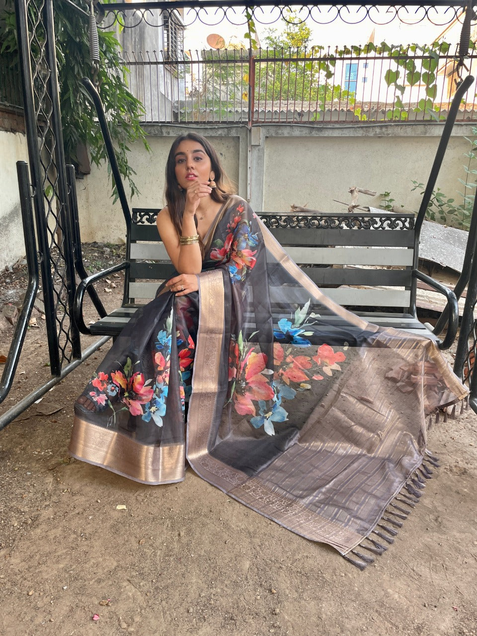 Flower Printed Pure Organza Silk Weaving Pallu Saree Blouse