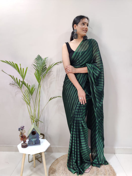 Attractive In Dark Color Rongoli Silk Patta Pattern Saree