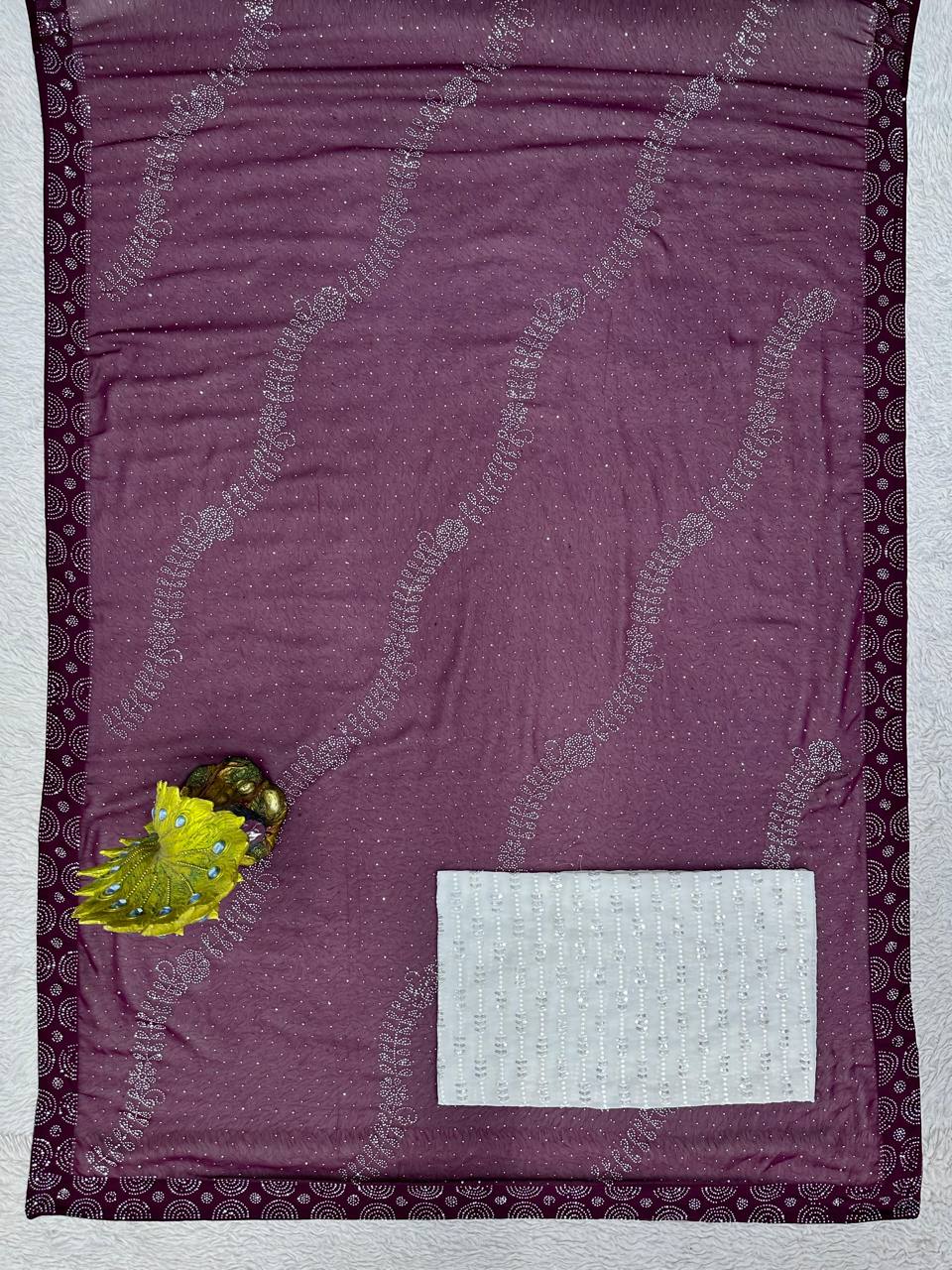 Looking Beautiful Designer Saree On Faux Georgette Febric With Hot Fix Work And Blouse Faux Georgette Febric With Thred With Sequence Work